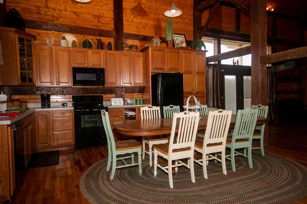 Photo of Kitchen in Logan