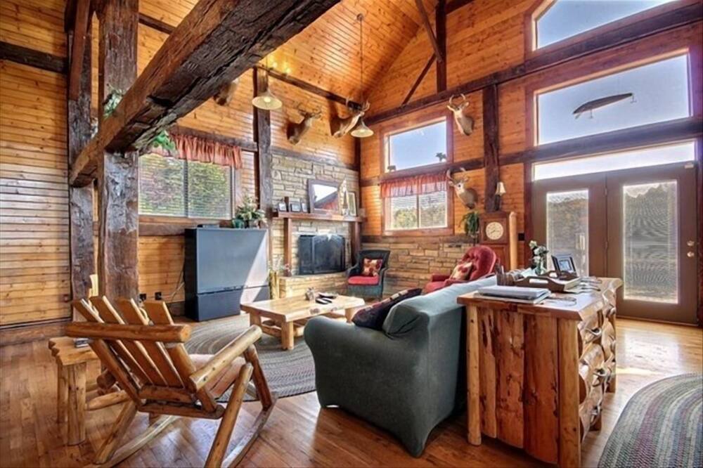 Photo of Livingroom in Logan