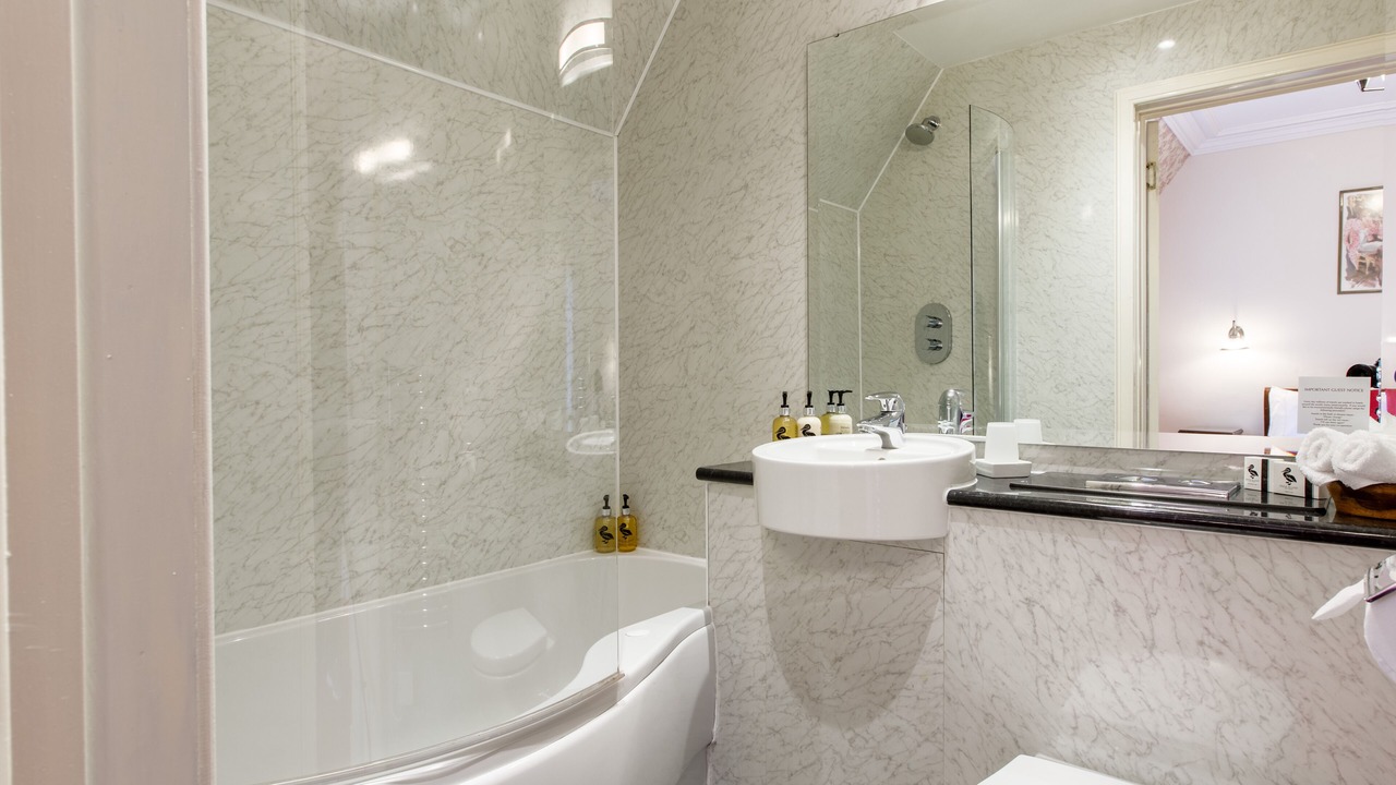 Photo of Bathroom in Ballater