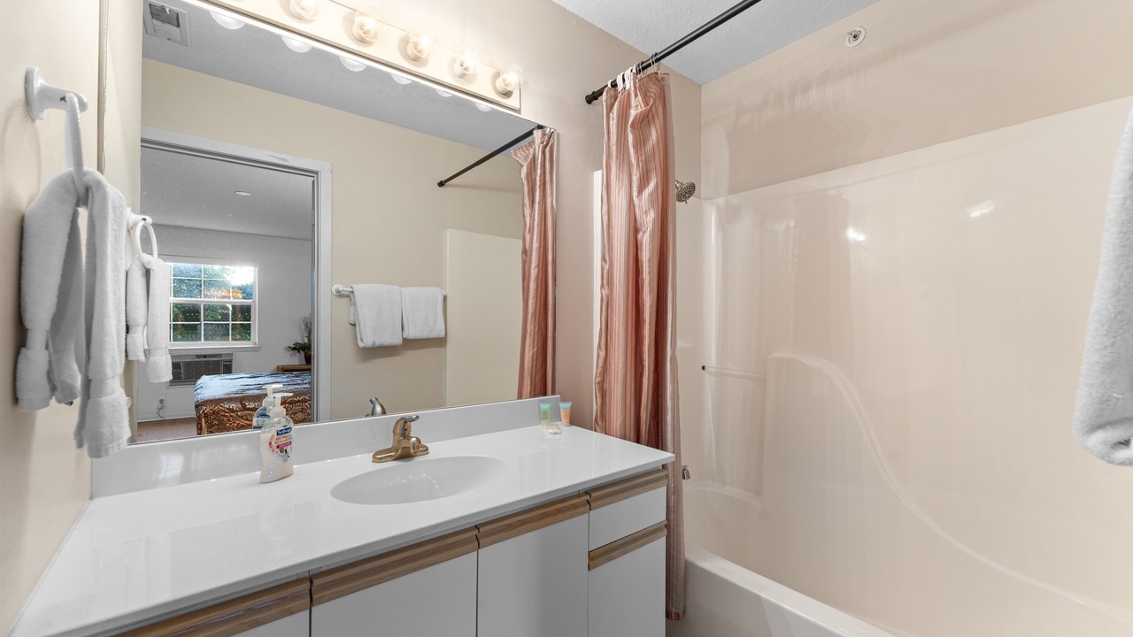 Photo of Bathroom in Branson