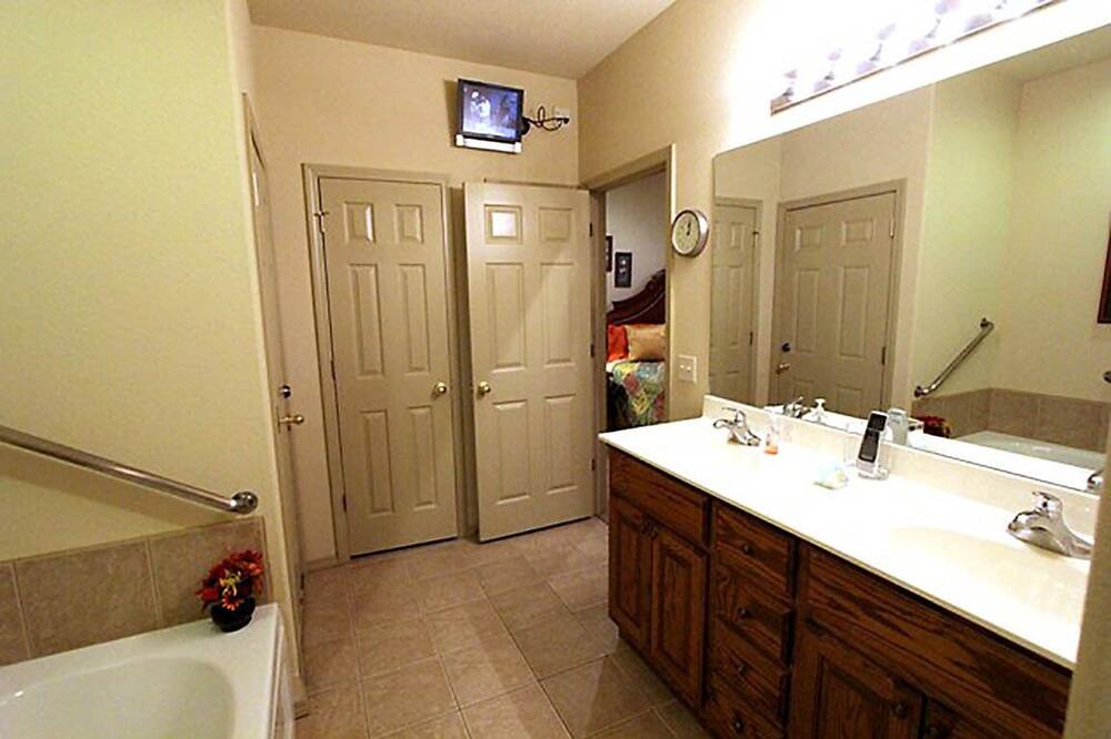 Photo of Bathroom in Branson West