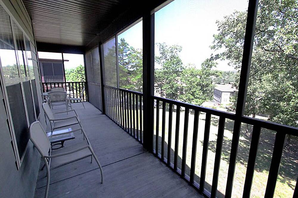 Photo of Outdoor in Branson West