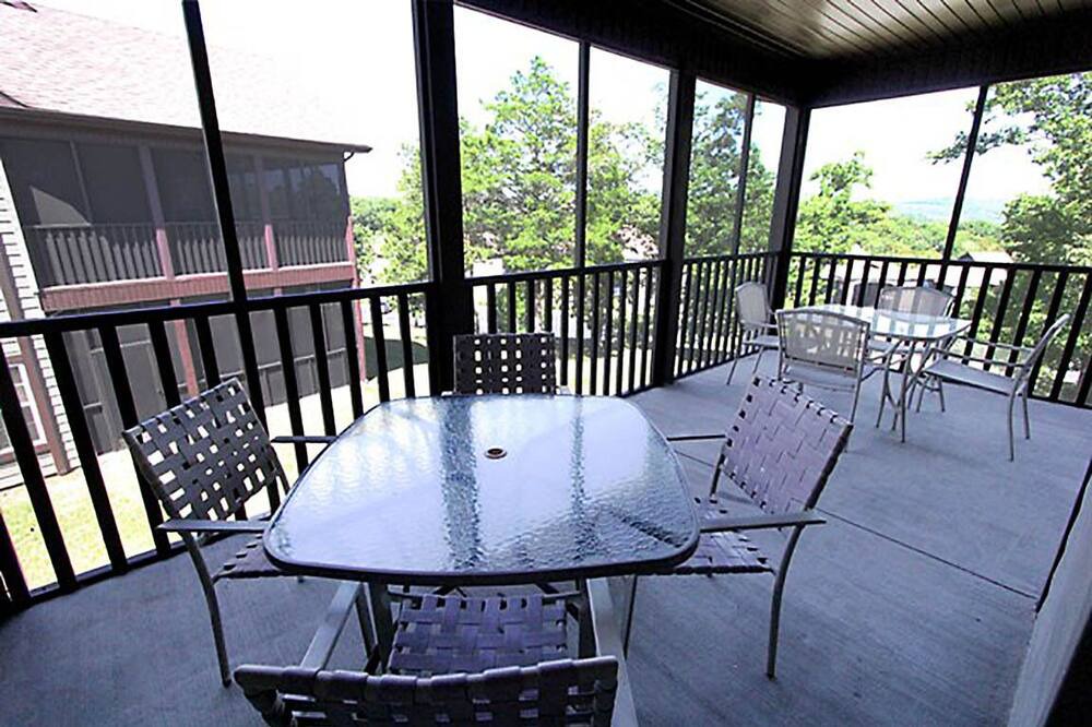 Photo of Outdoor in Branson West