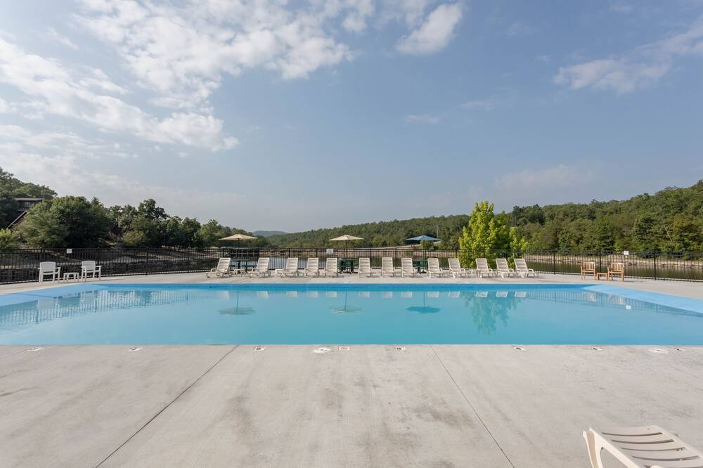 Photo of Outdoor in Branson West