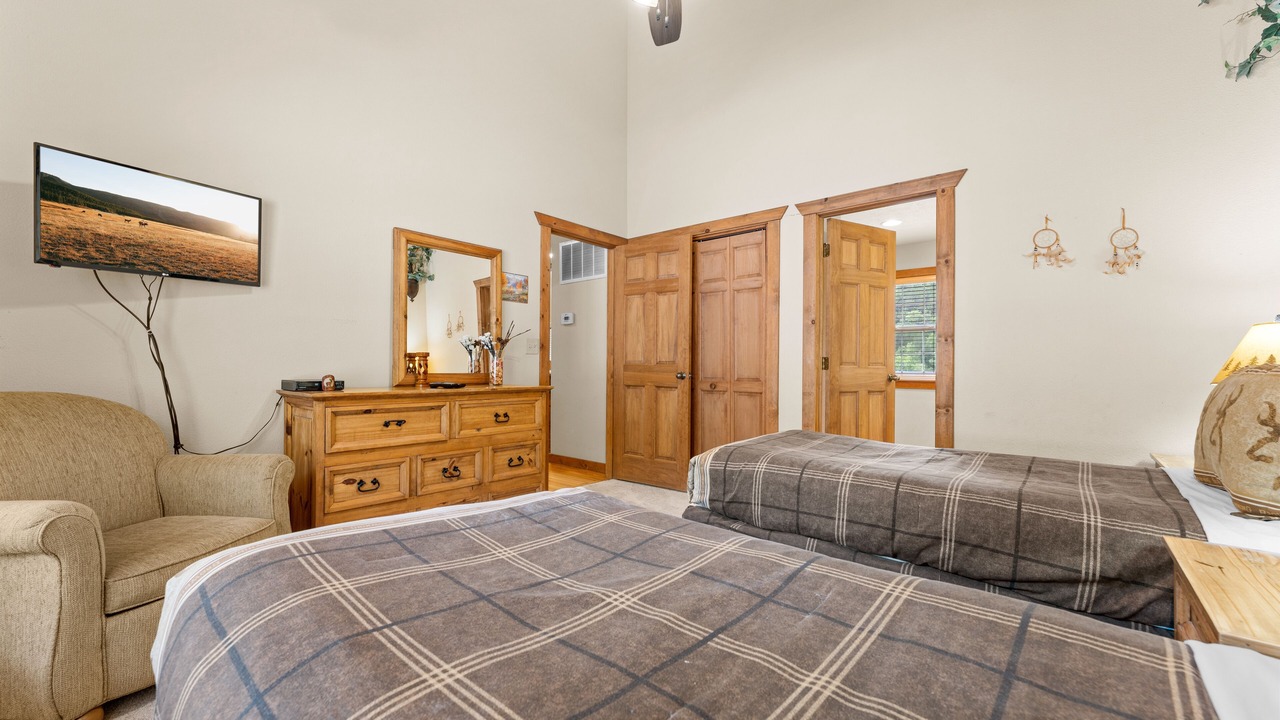 Photo of Others in Branson West