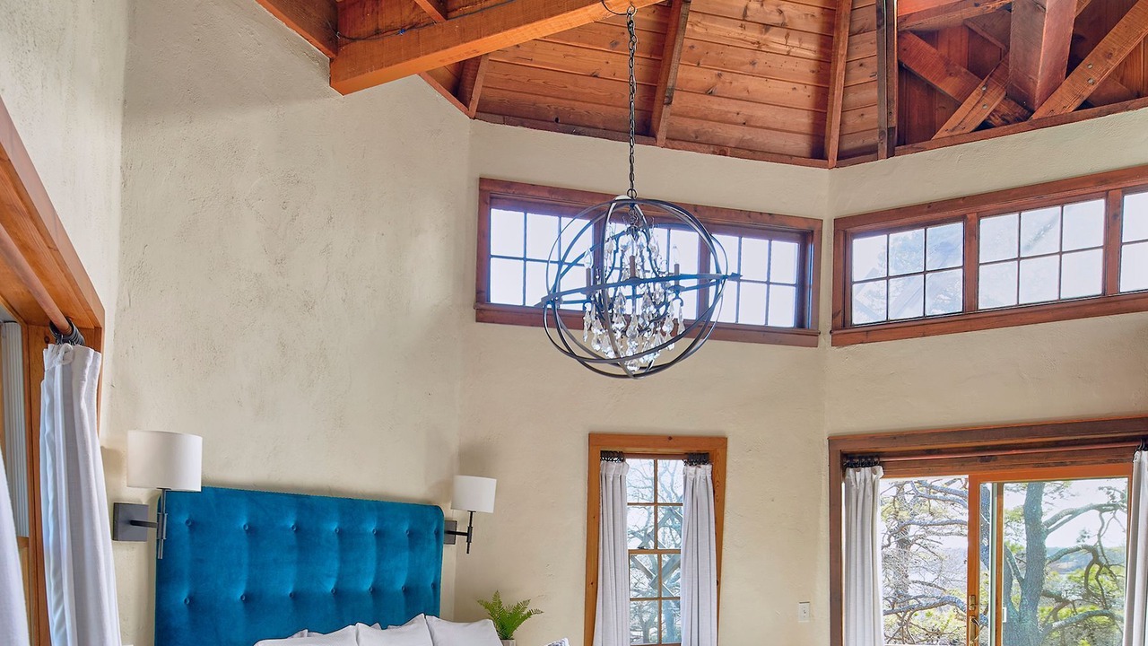 Photo of Bedroom in Hampton Bays