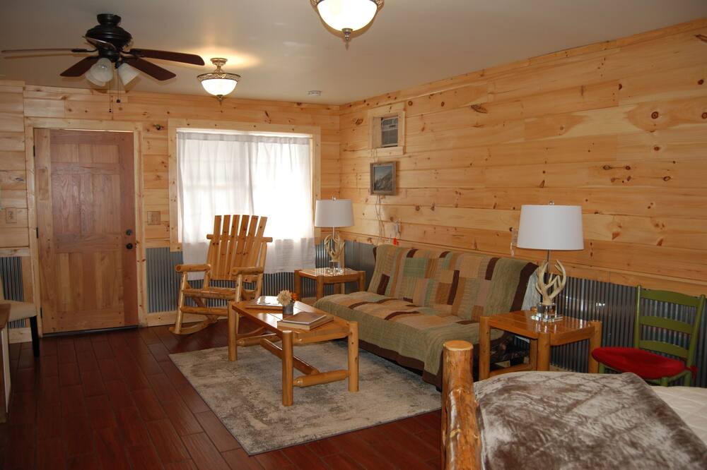Photo of Livingroom in Springfield