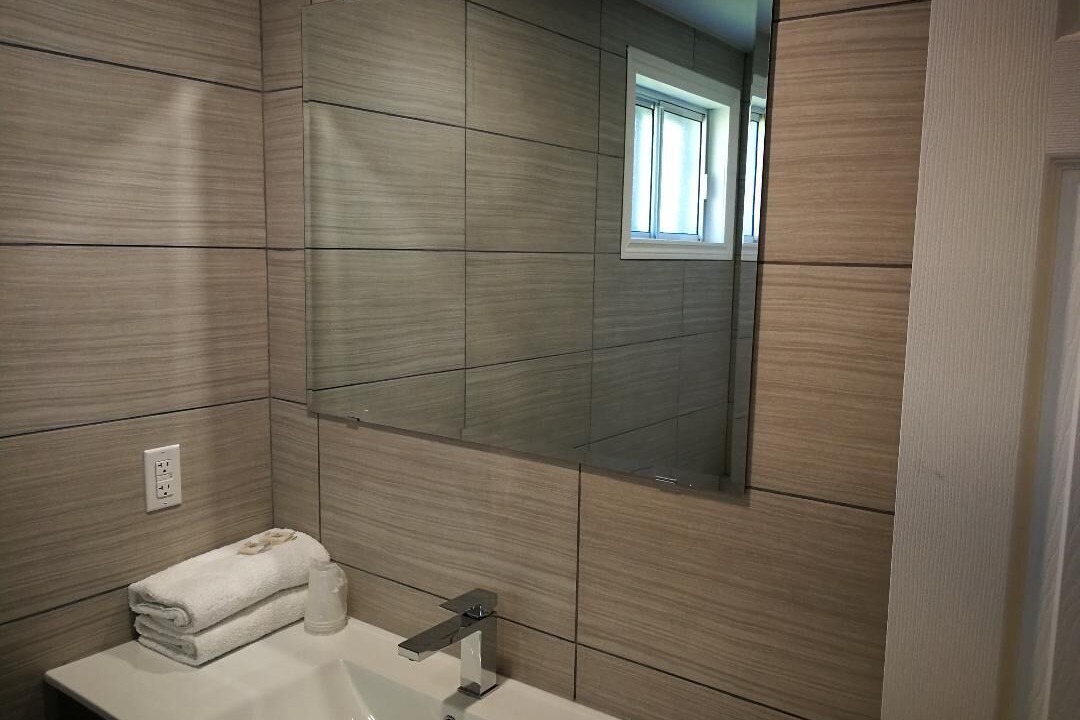 Photo of Bathroom in Laval