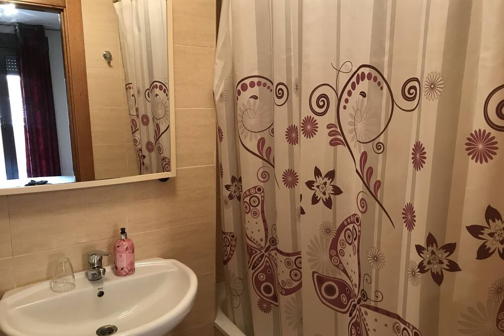 Photo of Bathroom in Renedo