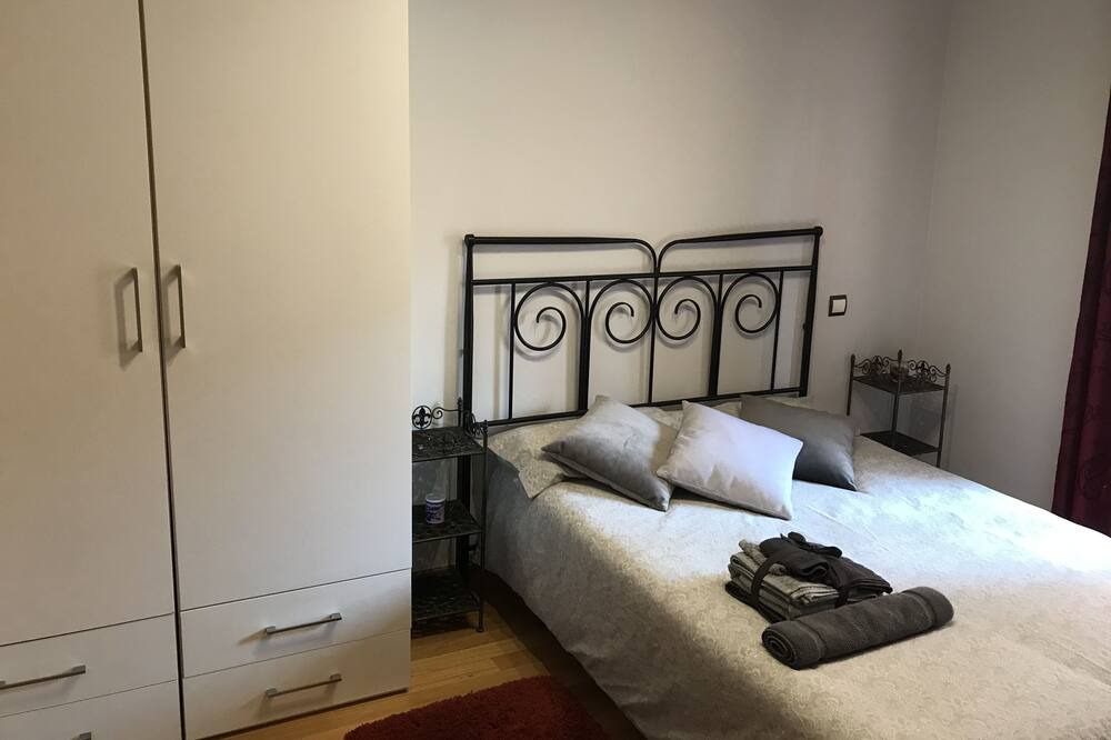 Photo of Bedroom in Renedo