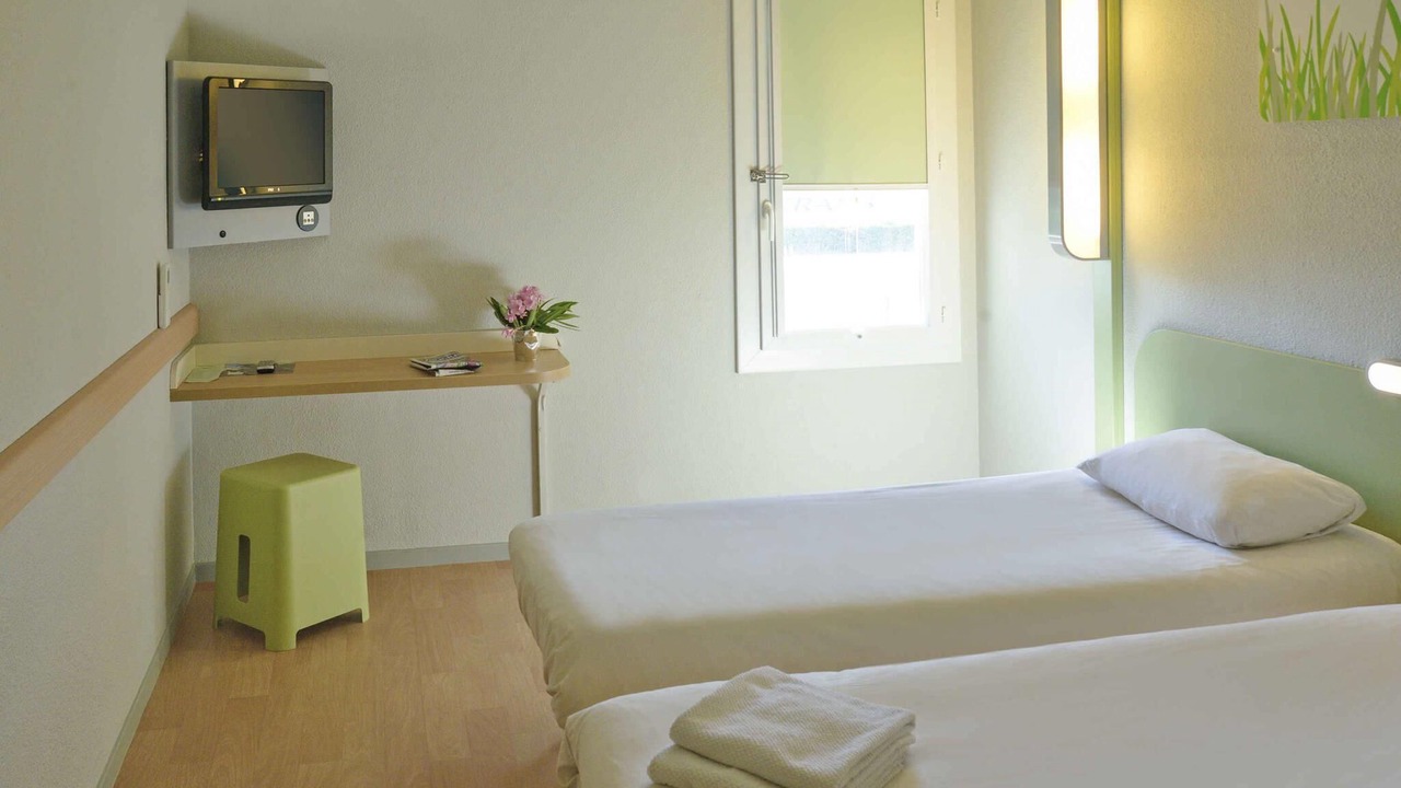 Photo of Bedroom in Saint Tronquet Business Park