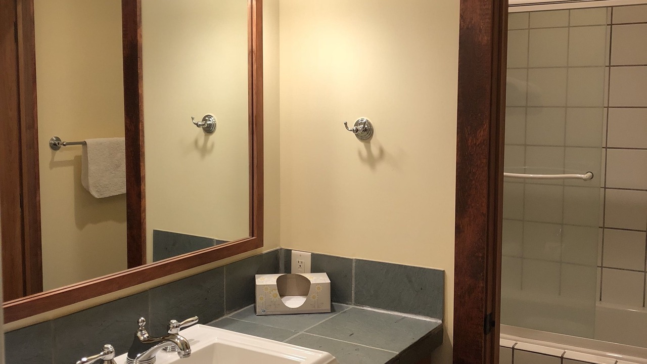 Photo of Bathroom in Corner