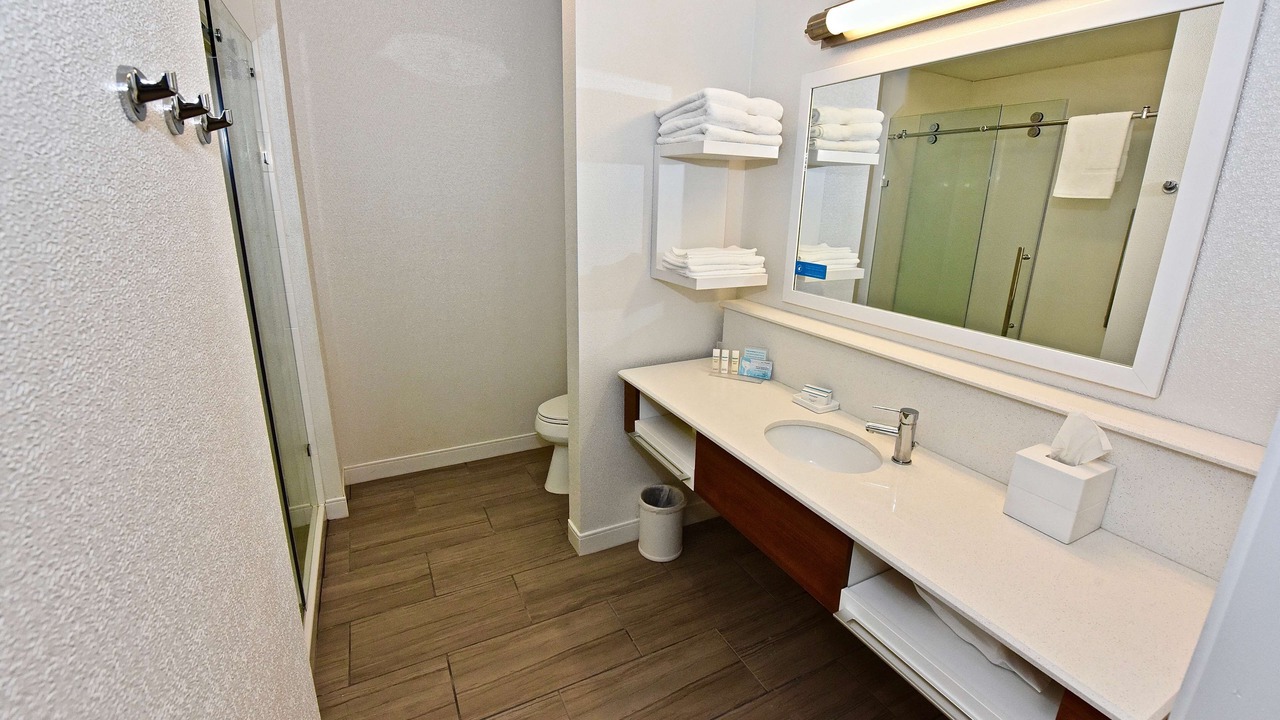 Photo of Bedroom in Kirksville