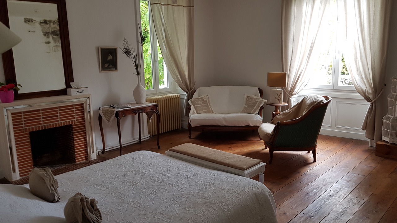 Photo of Others in Cherves-Richemont