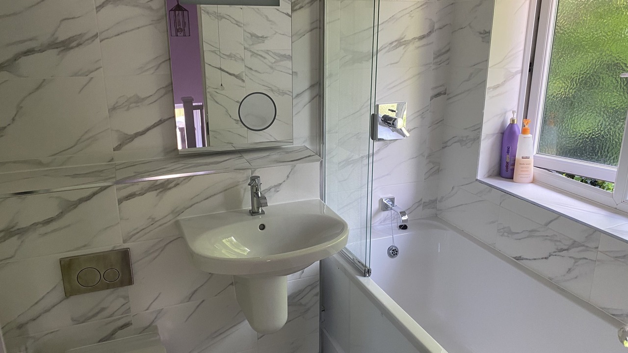 Photo of Bathroom in Tring