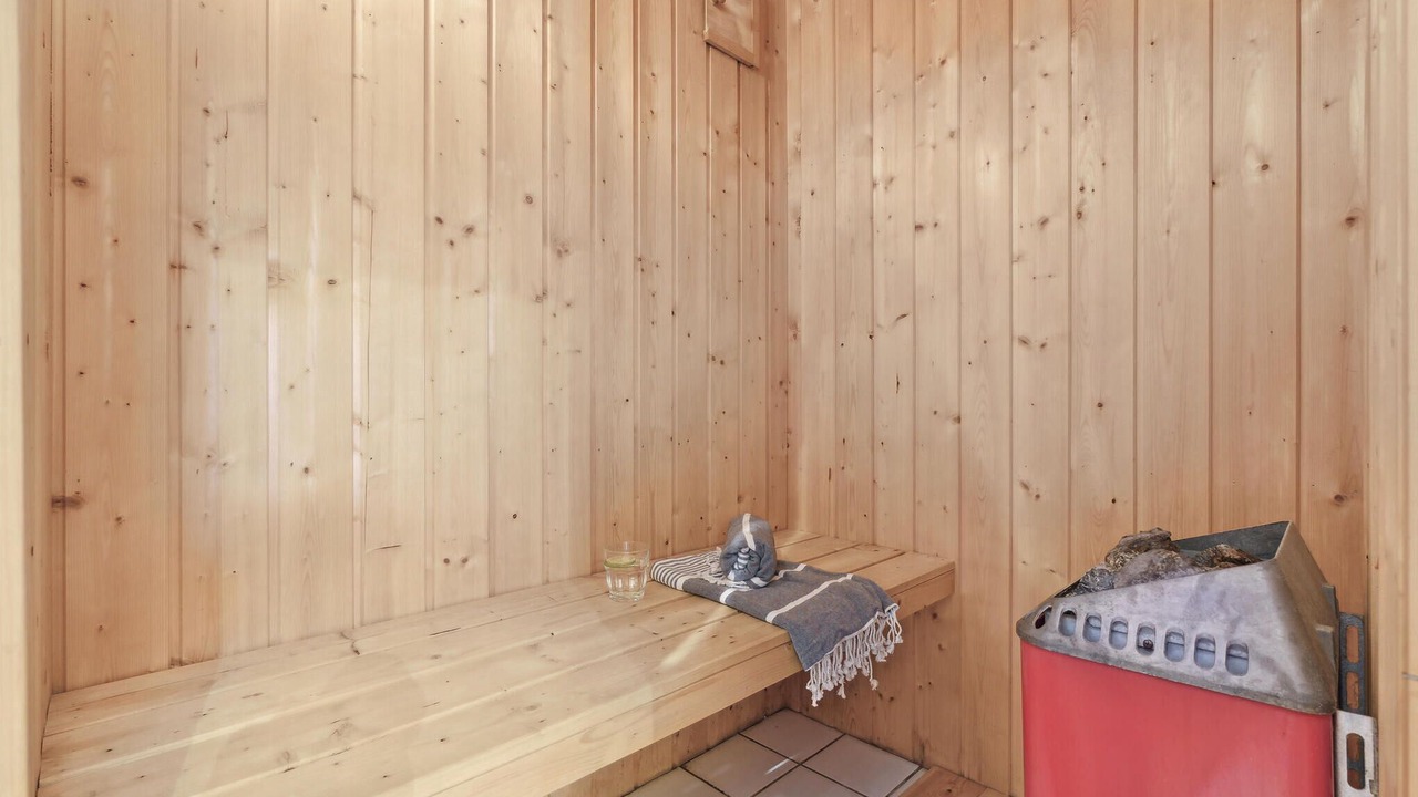Photo of Others in Houvig Strand
