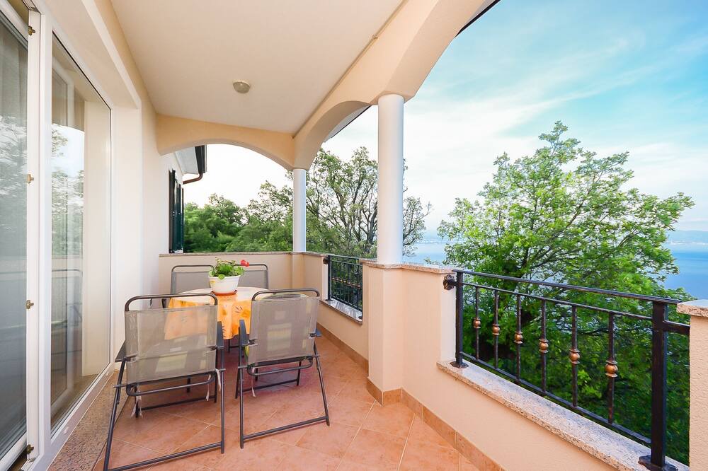 Photo of Patio Balcony in Mosenice