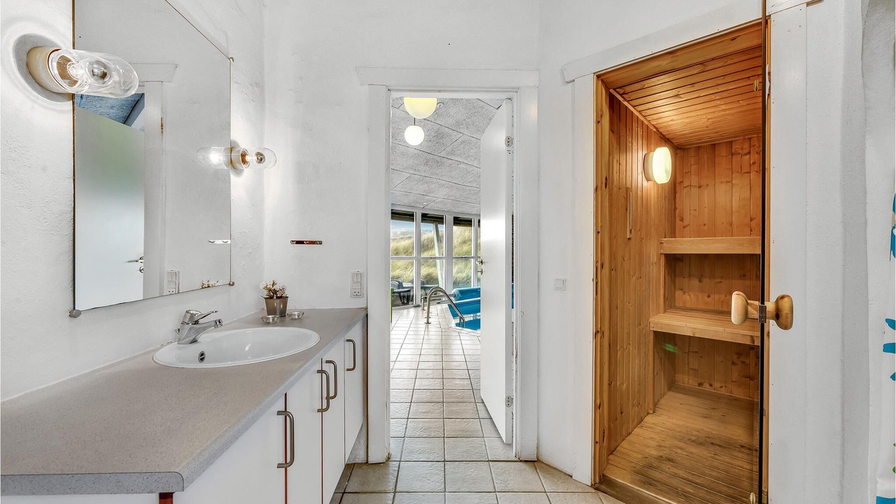 Photo of Others in Houvig