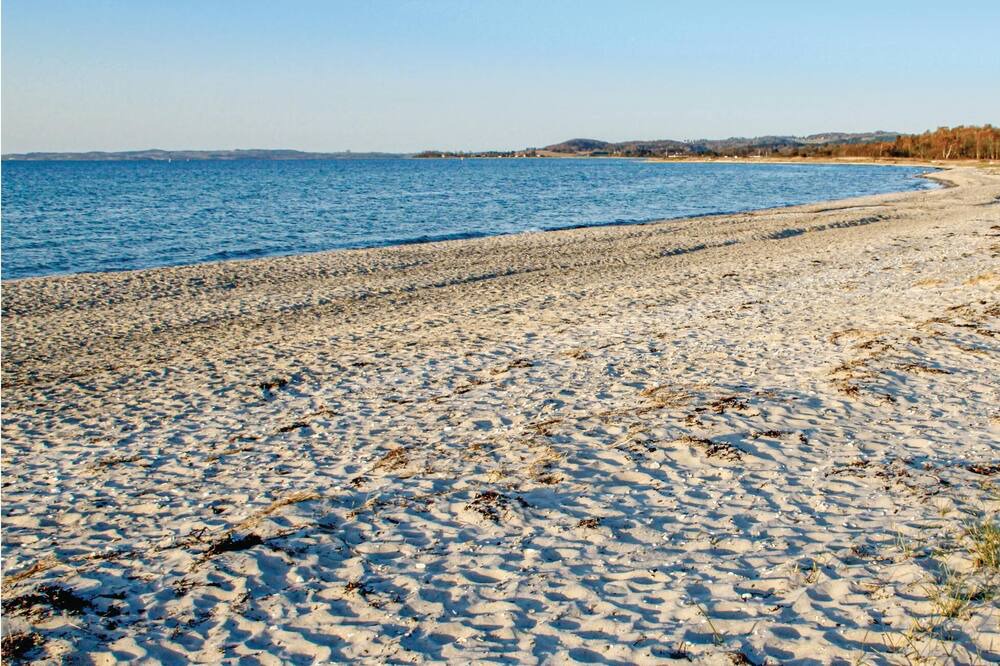 Photo of Others in Lyngsbæk Strand