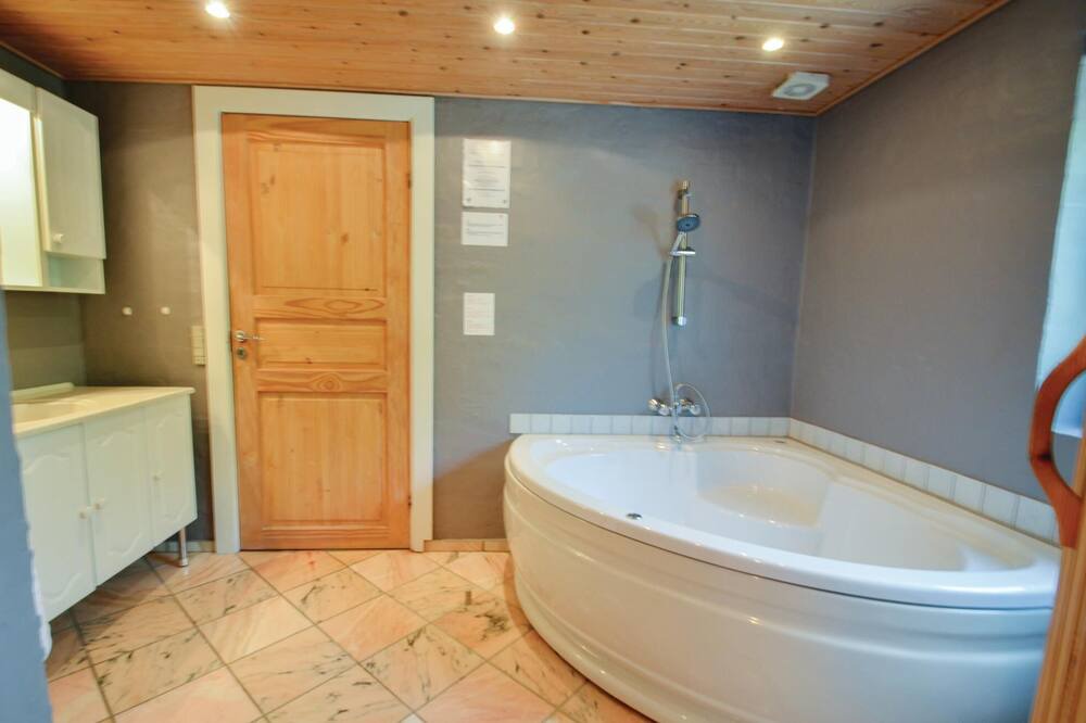 Photo of Bathroom in Klitmoller