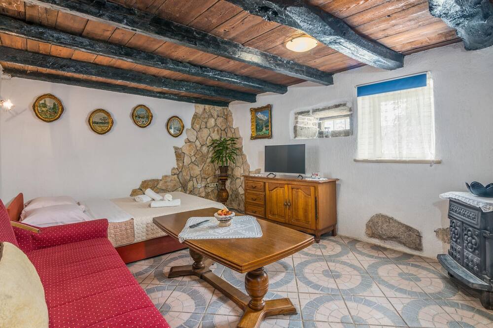 Photo of Bedroom in Linardici