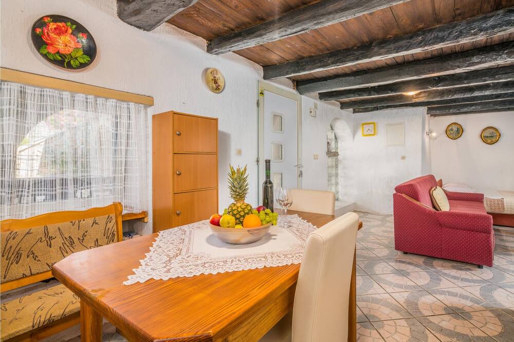 Photo of Bedroom in Linardici