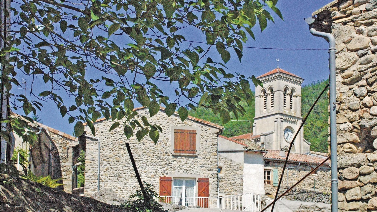Photo of Outdoor in Saint-Fortunat-sur-Eyrieux