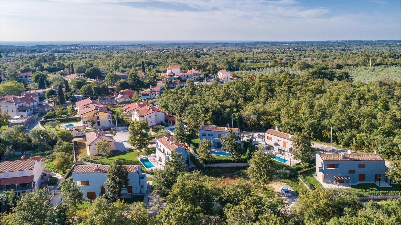 Photo of Outdoor in Buici