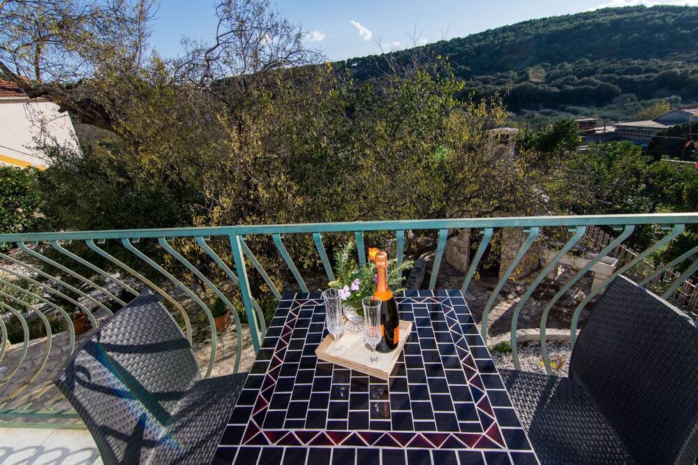Photo of Patio Balcony in Okrug Donji