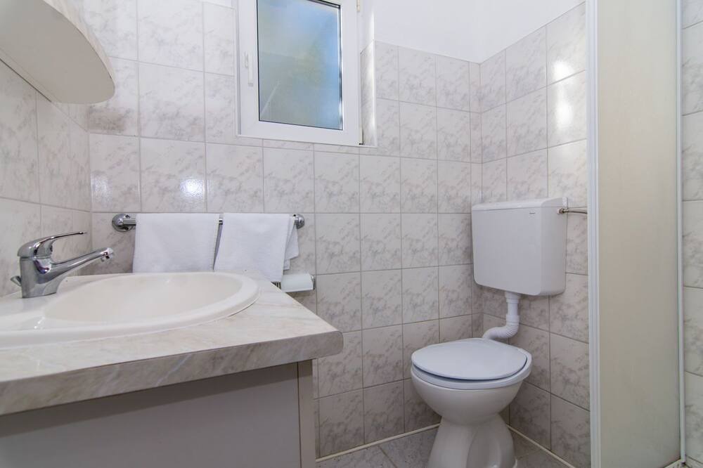 Photo of Bathroom in Okrug Donji