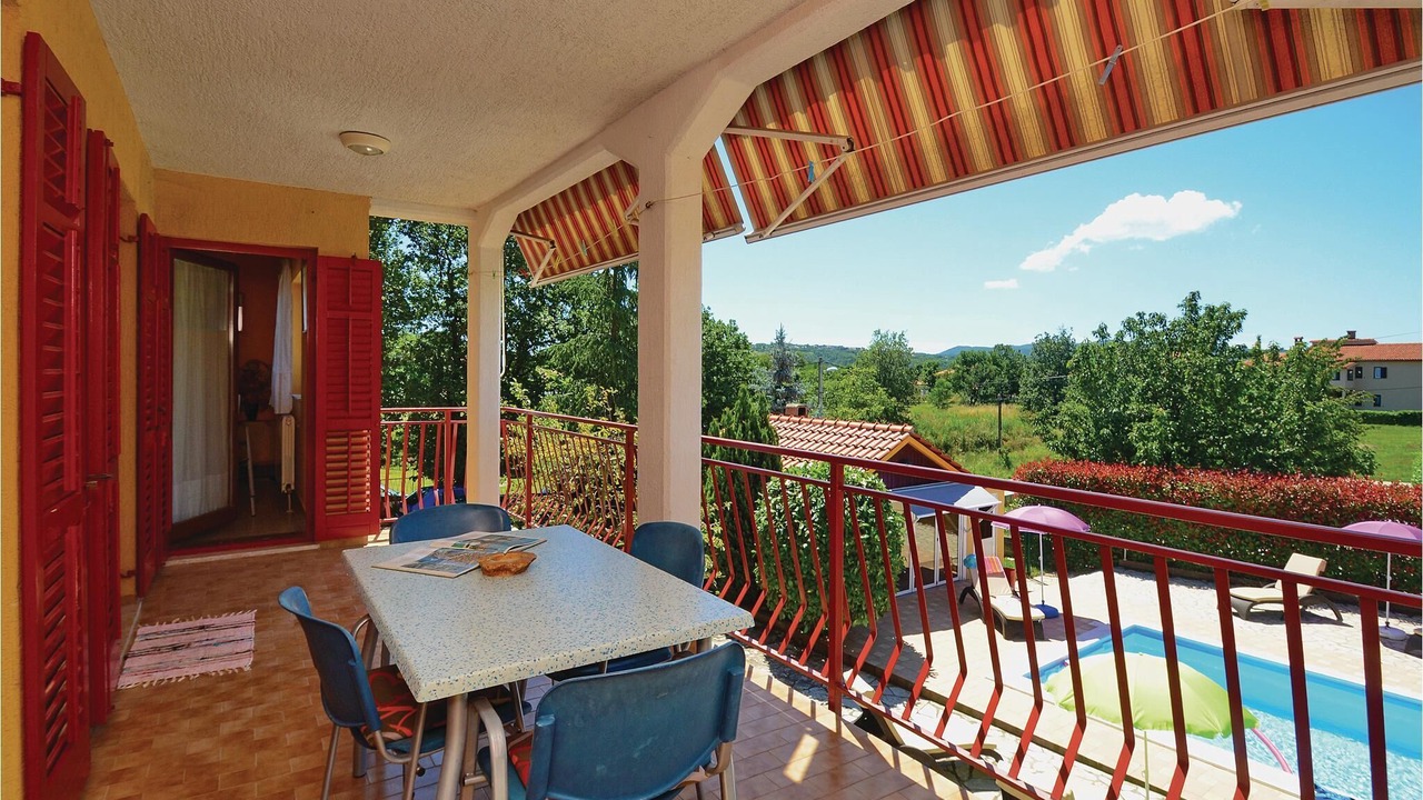 Photo of Outdoor in Vinez