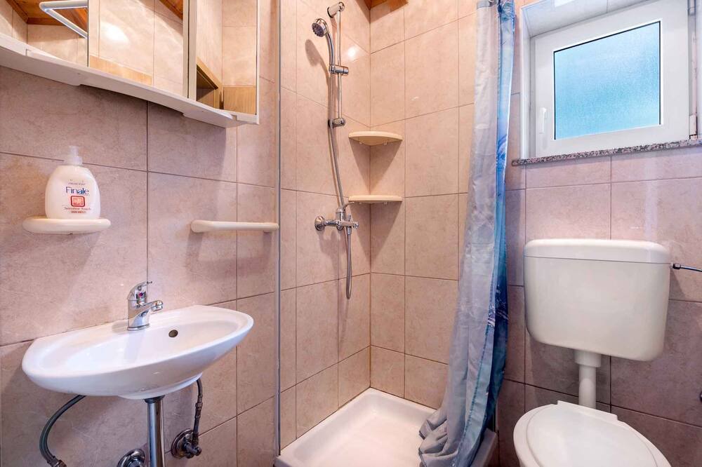 Photo of Bathroom in Bregi