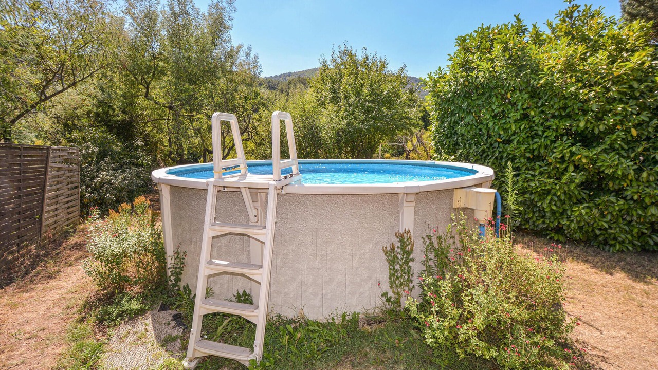 Photo of Outdoor in Saint-Florent-sur-Auzonnet