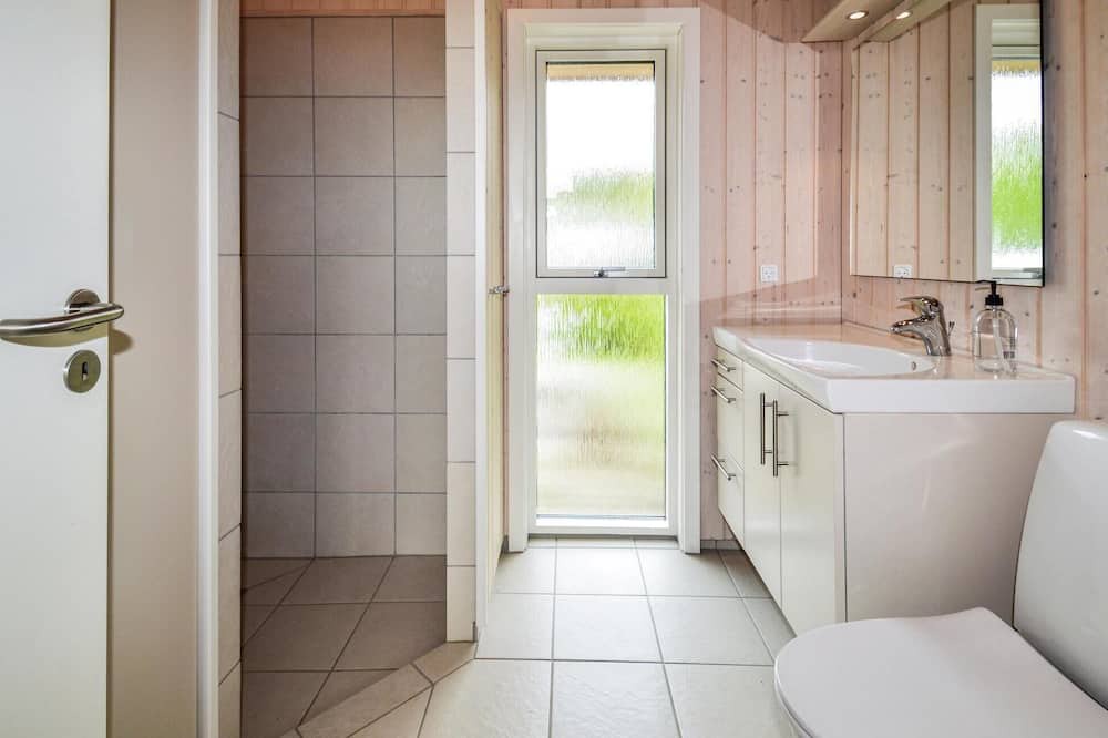 Photo of Bathroom in Faxe Ladeplads