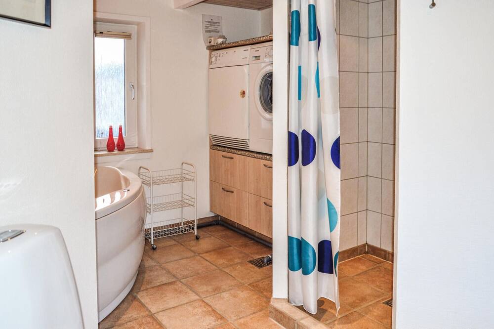 Photo of Bathroom in Thorsminde