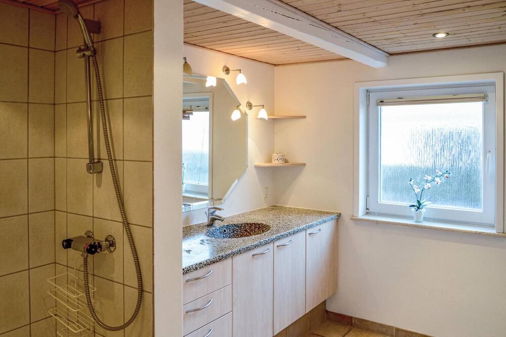 Photo of Bathroom in Thorsminde