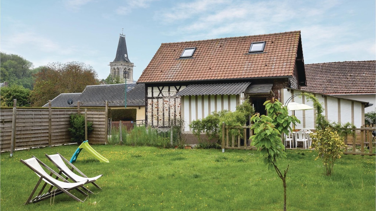 Photo of Buildings in Le Bourg-Dun