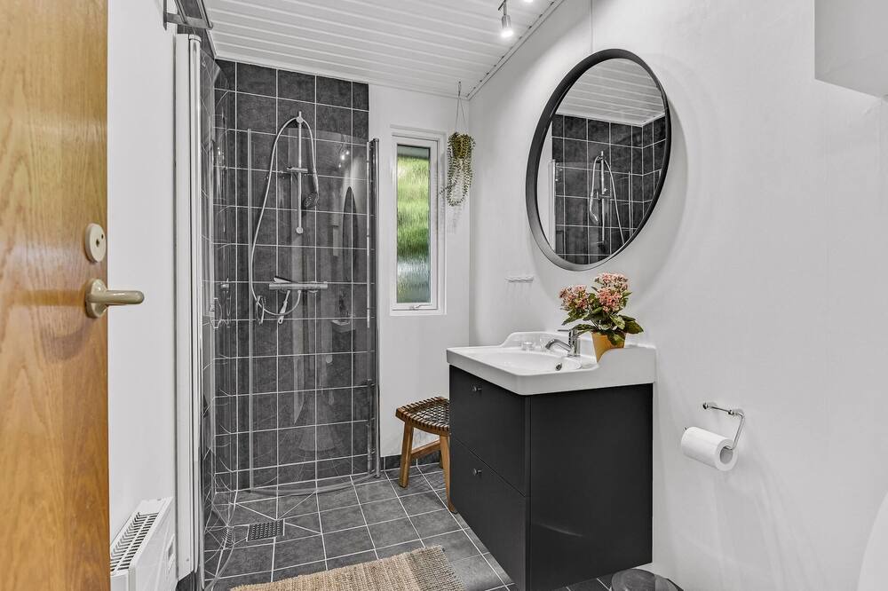 Photo of Bathroom in Vemmenæs