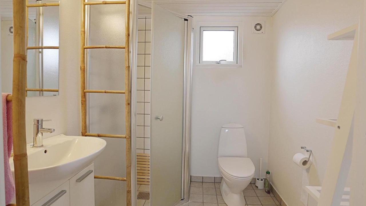 Photo of Bathroom in Østermarie