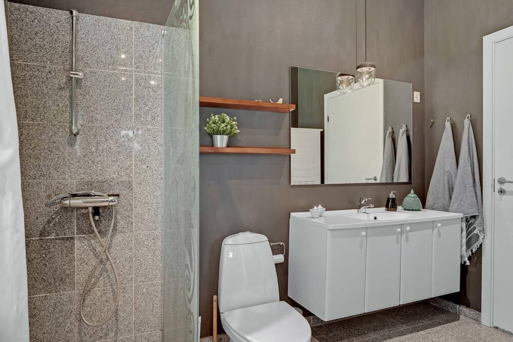 Photo of Bathroom in Tranum