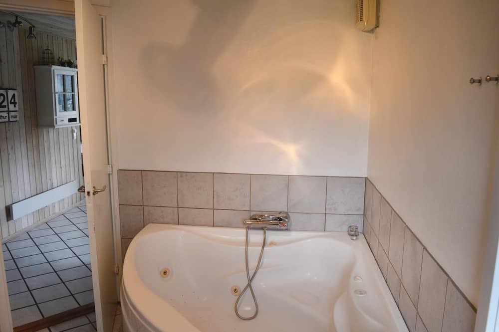 Photo of Bathroom in Hadsund