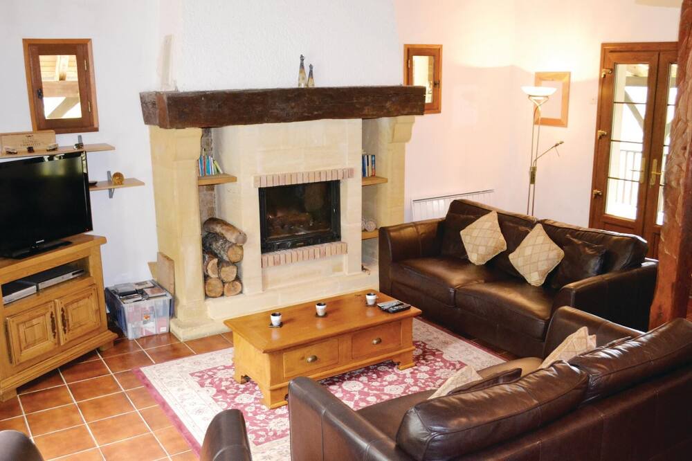 Photo of Bedroom in Montgesty