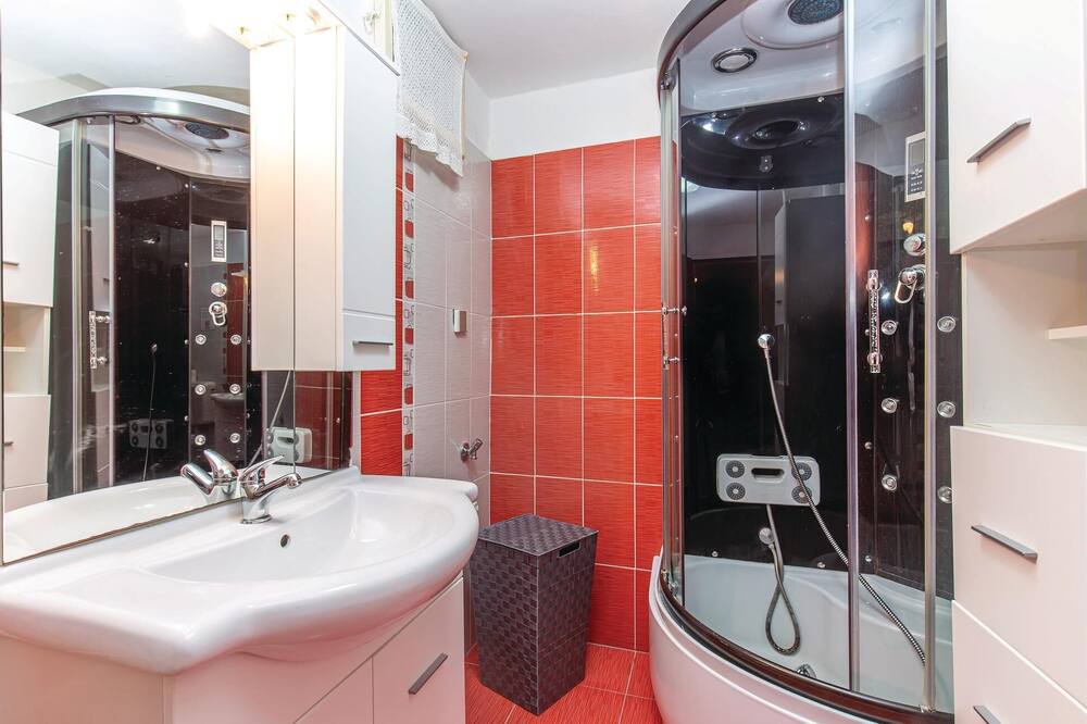 Photo of Bathroom in Praputnjak