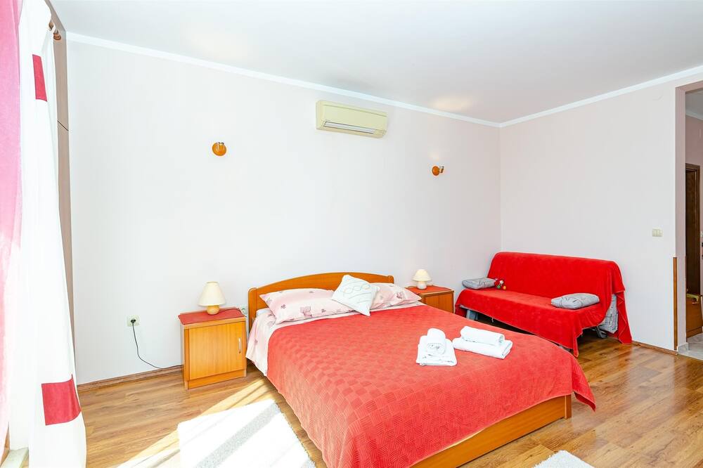 Photo of Bedroom in Orasac