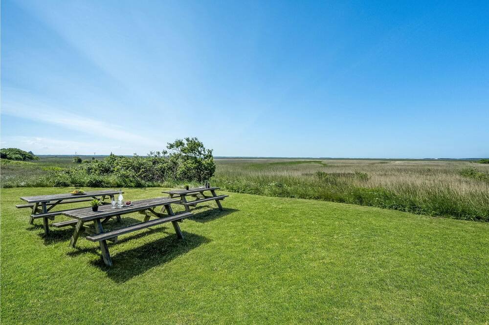 Photo of Others in Vemb