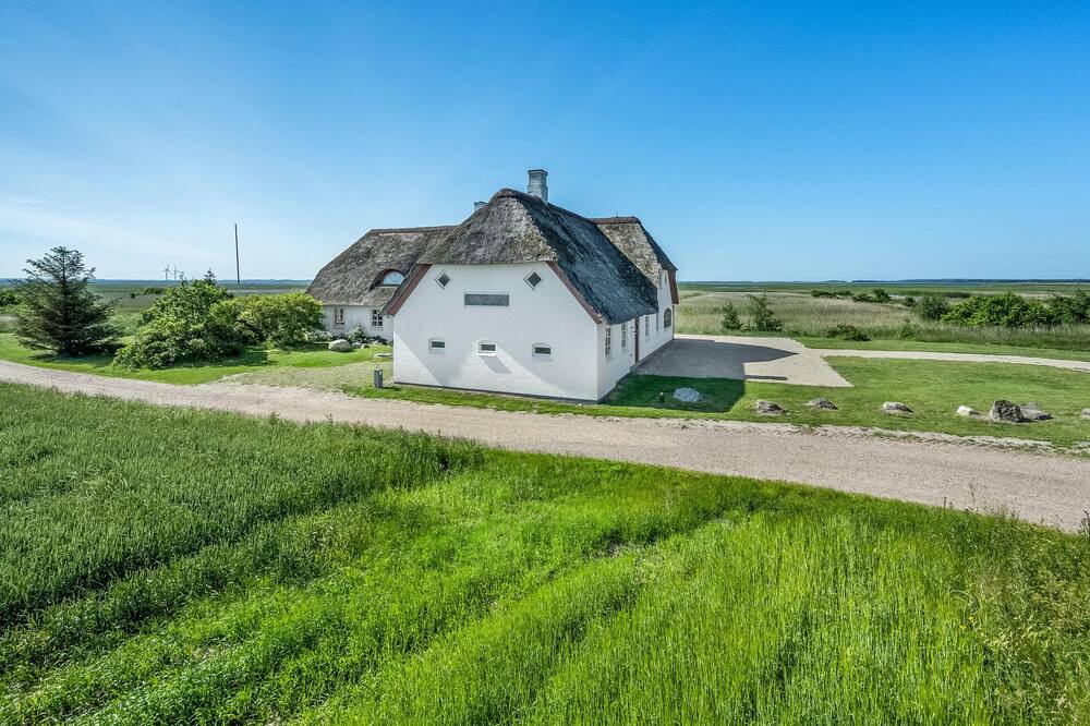 Photo of Outdoor in Vemb