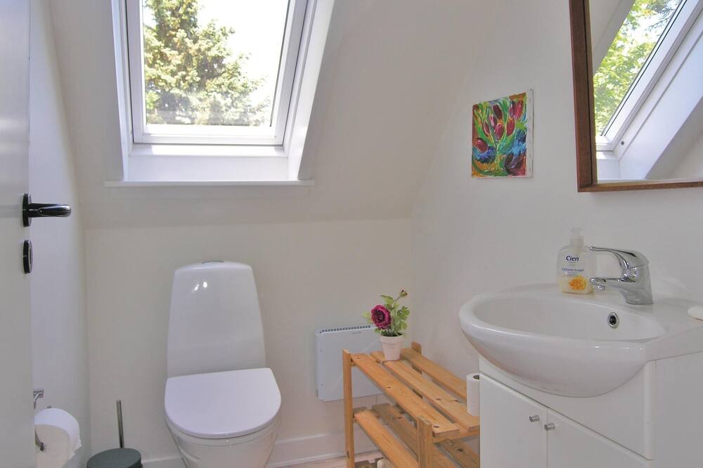 Photo of Bathroom in Rudkobing
