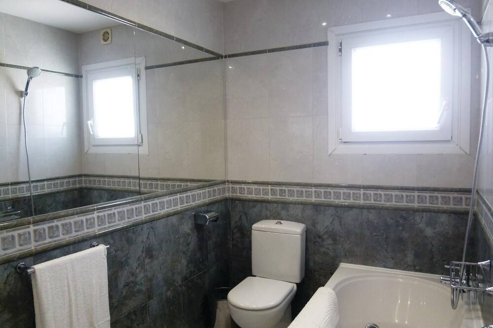Photo of Bathroom in El Faro