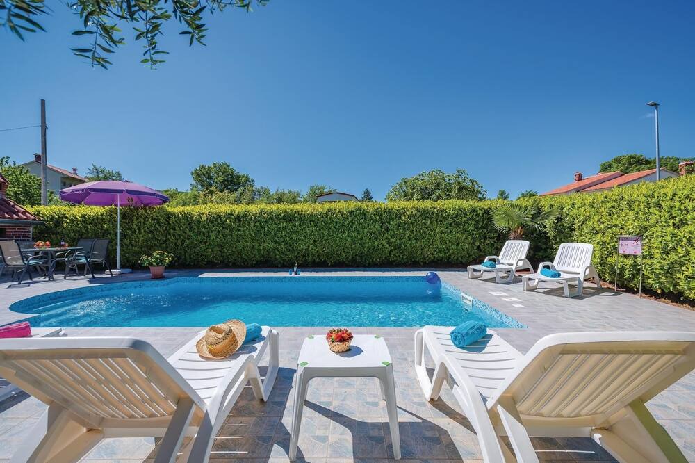 Photo of Outdoor in Rogocana