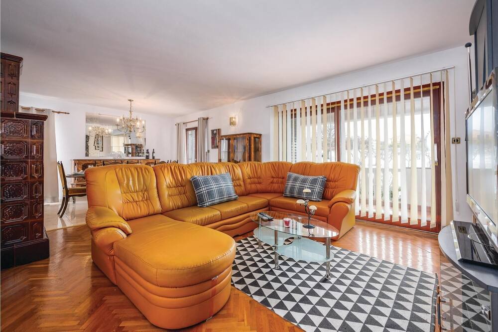 Photo of Bedroom in Rogocana
